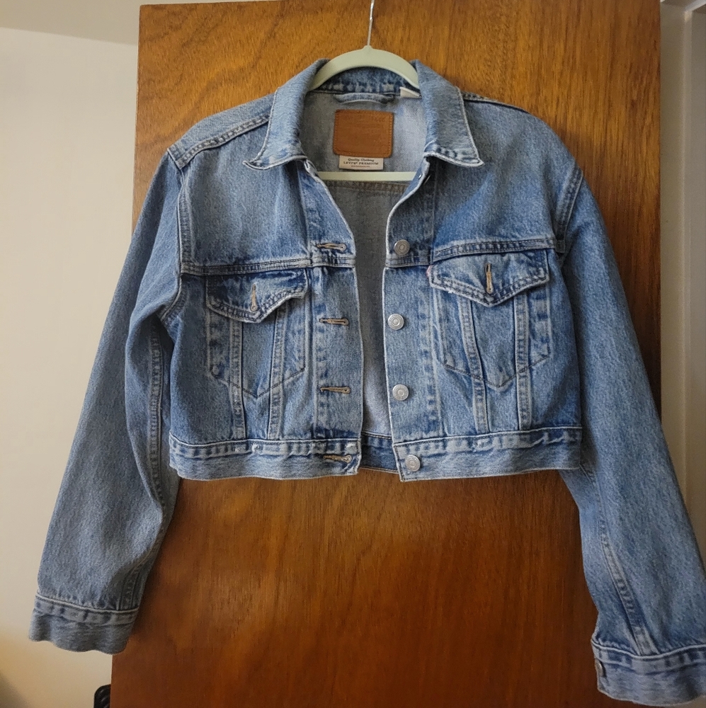 Cropped Lives Premium jean jacket